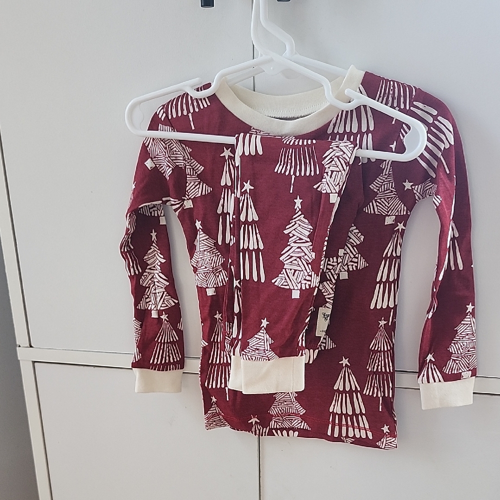 Kids Holiday Tree Matching Set - Red